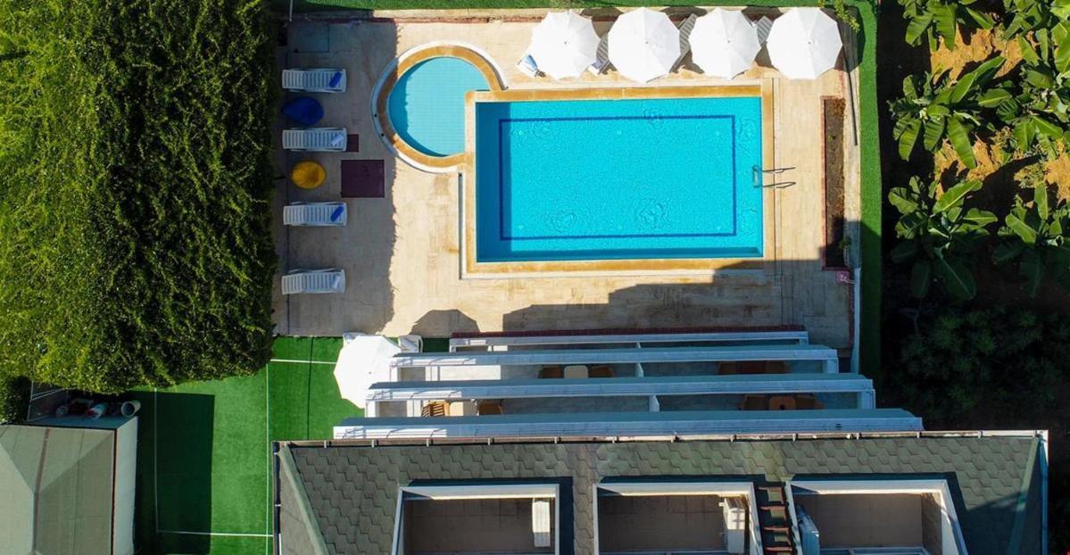 Azak Blue Otel Okurcalar Exteriér fotografie